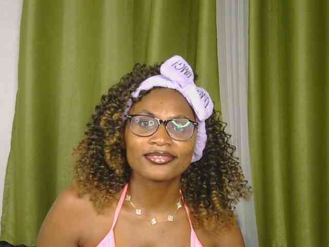SassyAngels webcam