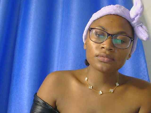 SassyAngels webcam
