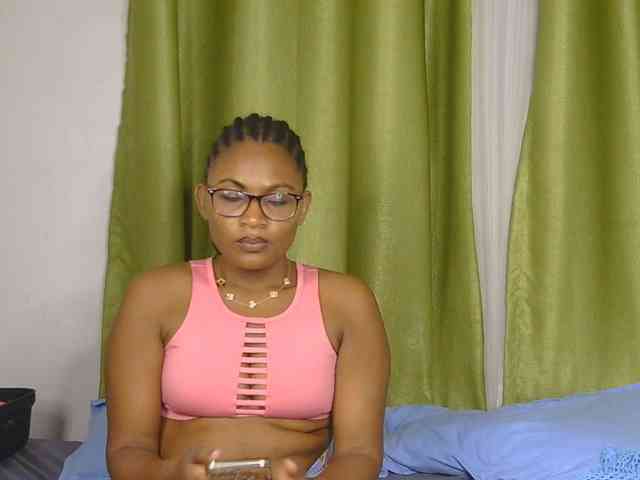 SassyAngels webcam