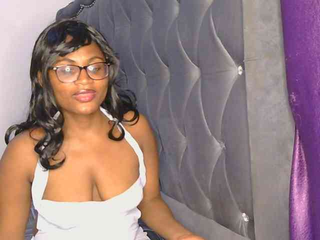 SassyAngels webcam