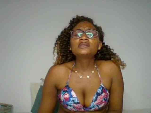 SassyAngels webcam