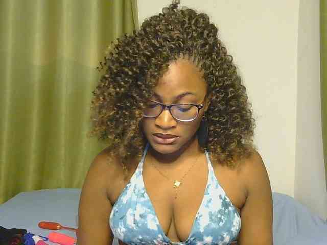 SassyAngels webcam