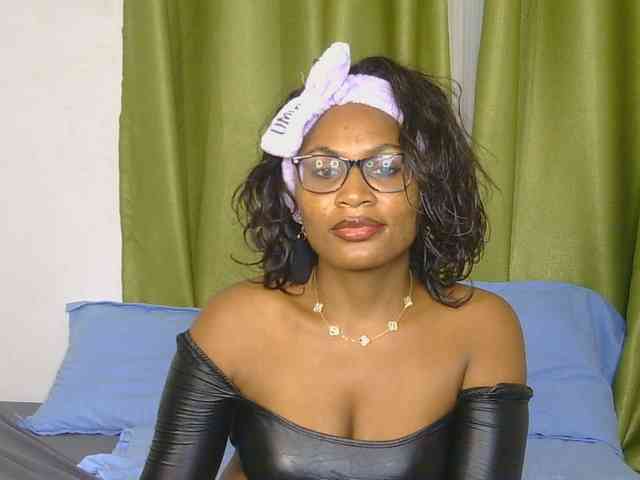 SassyAngels webcam