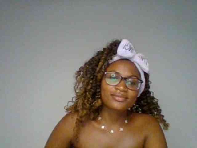SassyAngels webcam