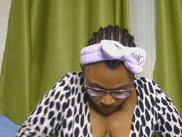 SassyAngels webcam
