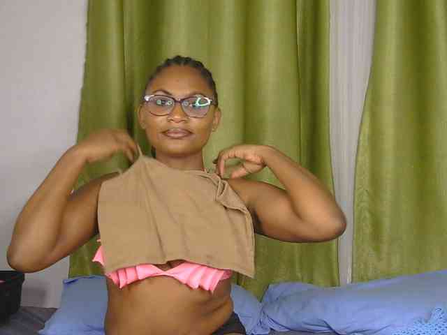 SassyAngels webcam