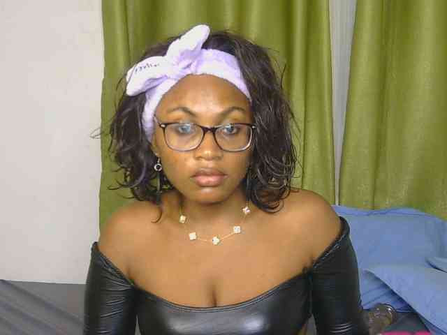 SassyAngels webcam