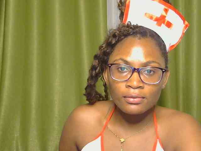 SassyAngels Live Webcam on BongaCams