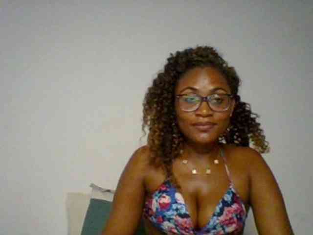 SassyAngels webcam