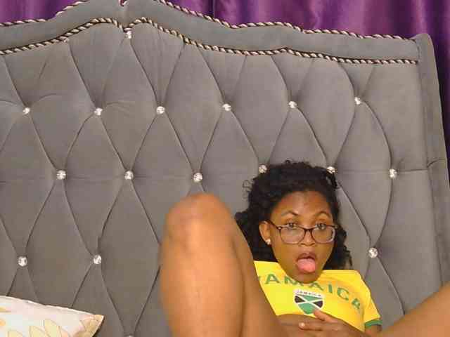 SassyAngels webcam