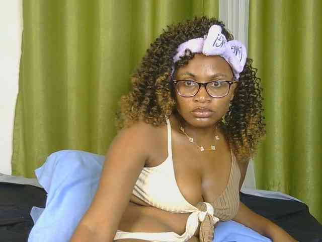 SassyAngels webcam