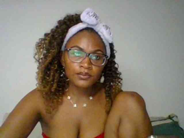 SassyAngels webcam