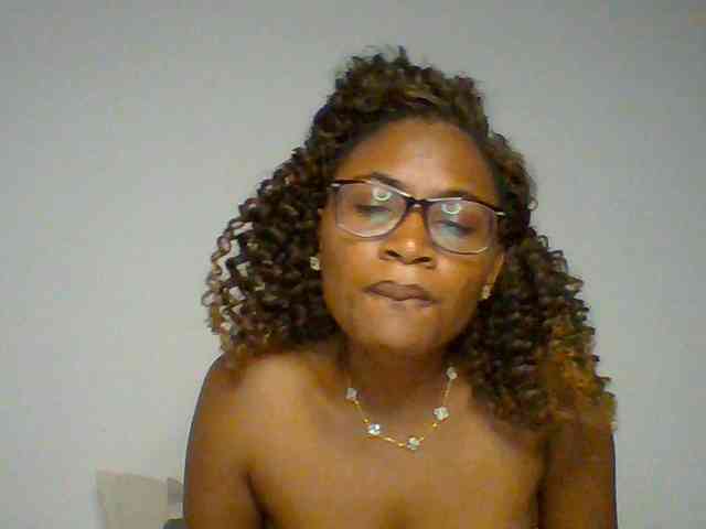 SassyAngels webcam