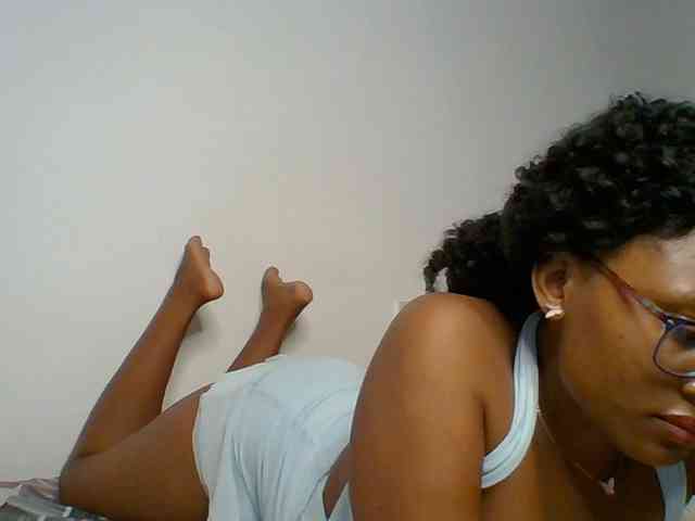SassyAngels webcam