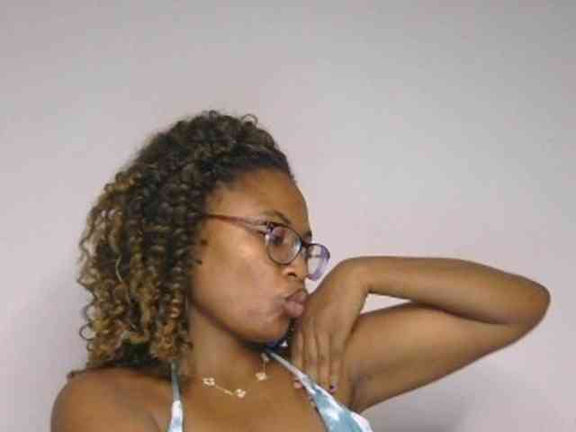 SassyAngels webcam