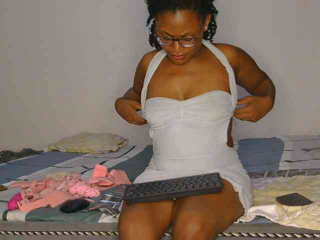 SassyAngels webcam