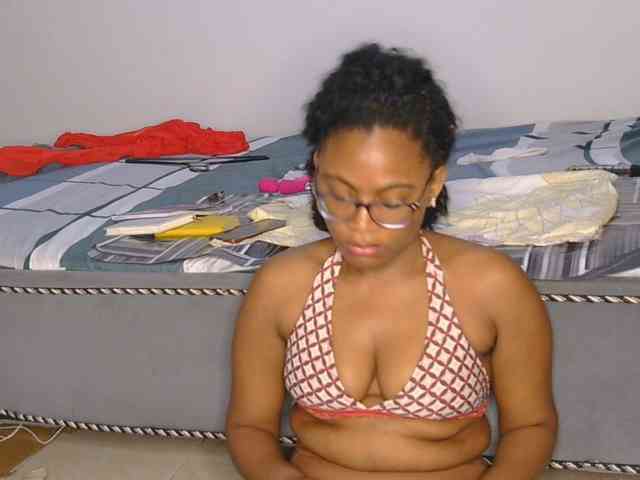 SassyAngels webcam