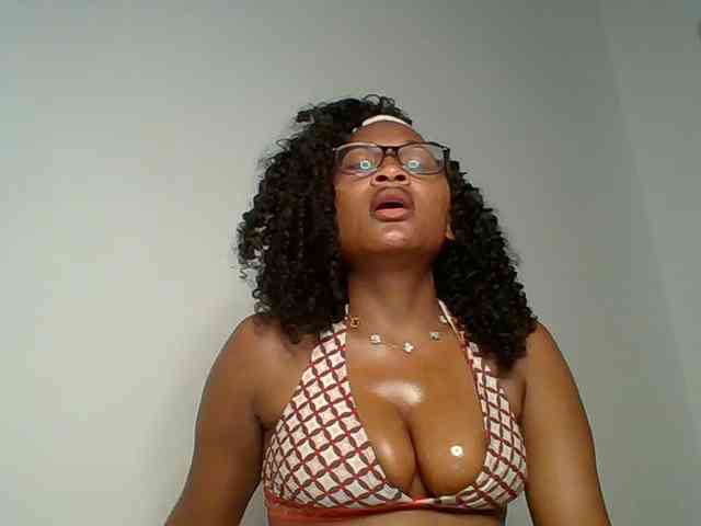 SassyAngels webcam