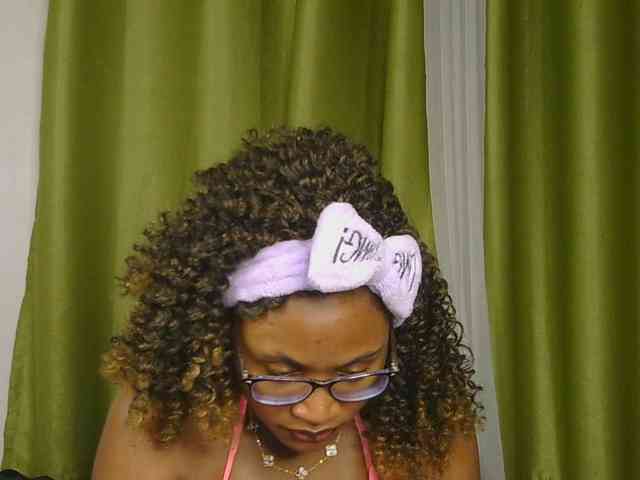 SassyAngels webcam