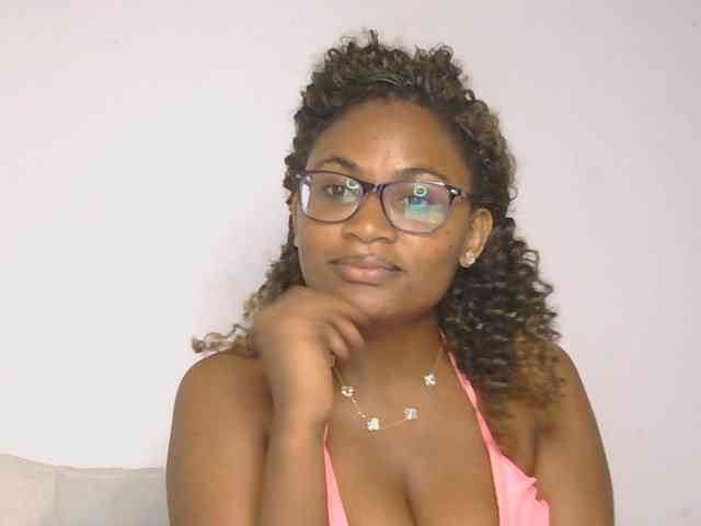 SassyAngels webcam