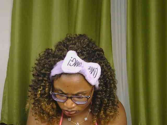 SassyAngels webcam