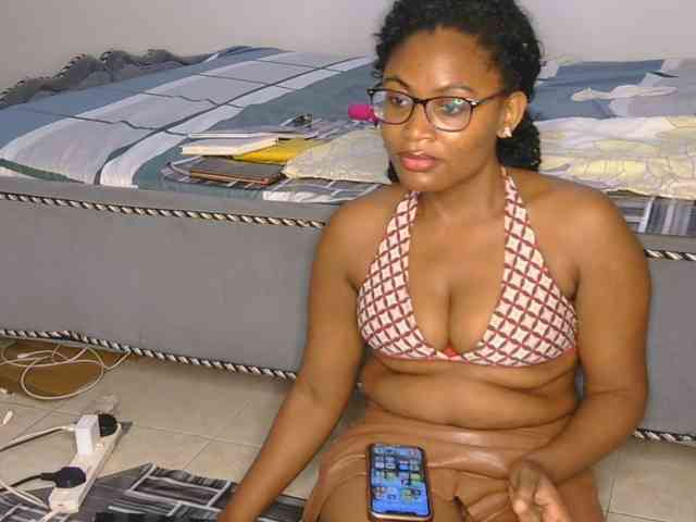 SassyAngels webcam