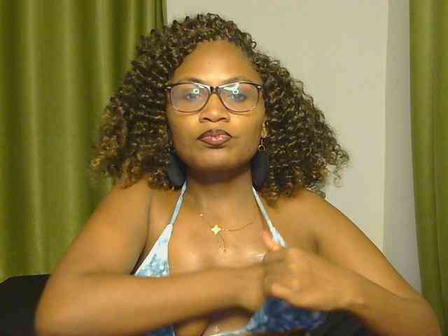 SassyAngels webcam