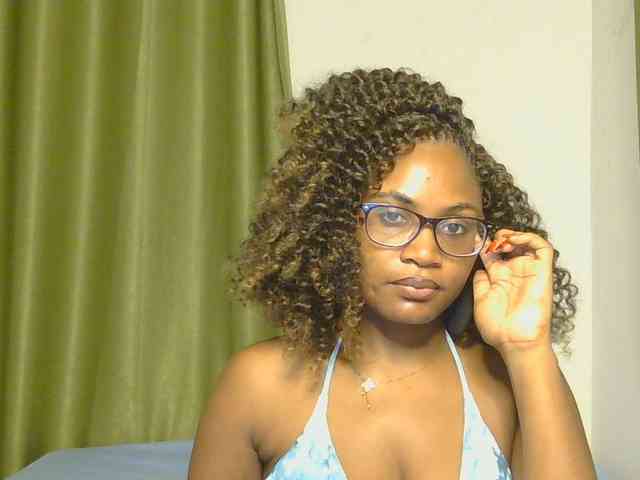 SassyAngels webcam