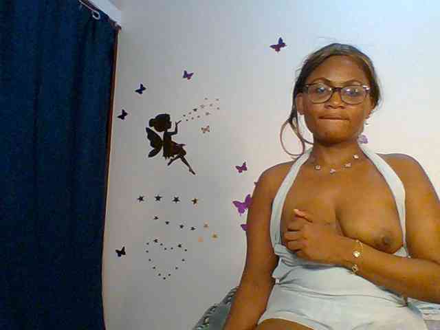 SassyAngels webcam