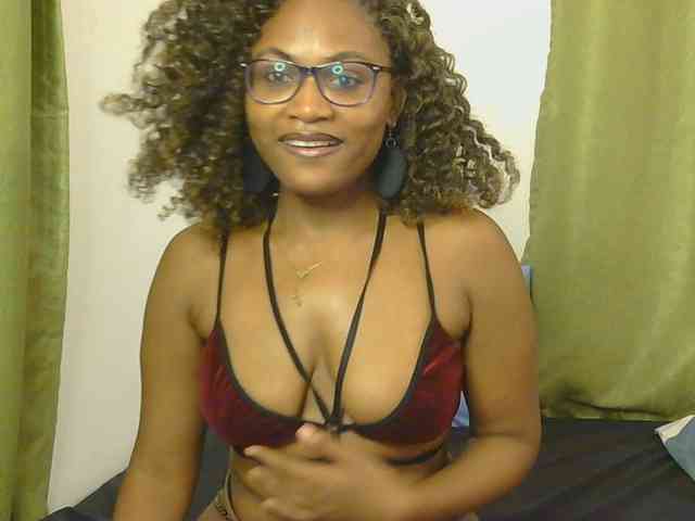 SassyAngels webcam