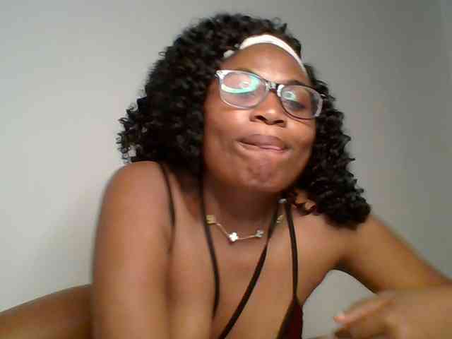 SassyAngels webcam