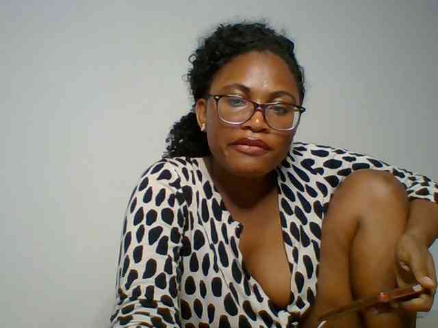 SassyAngels webcam