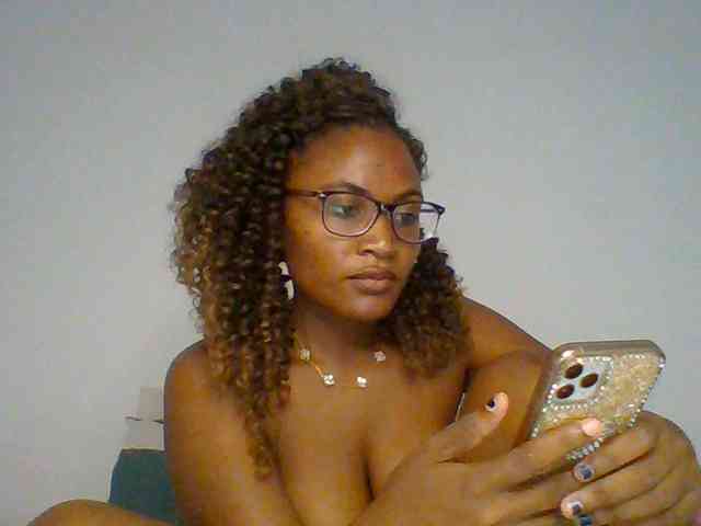 SassyAngels webcam