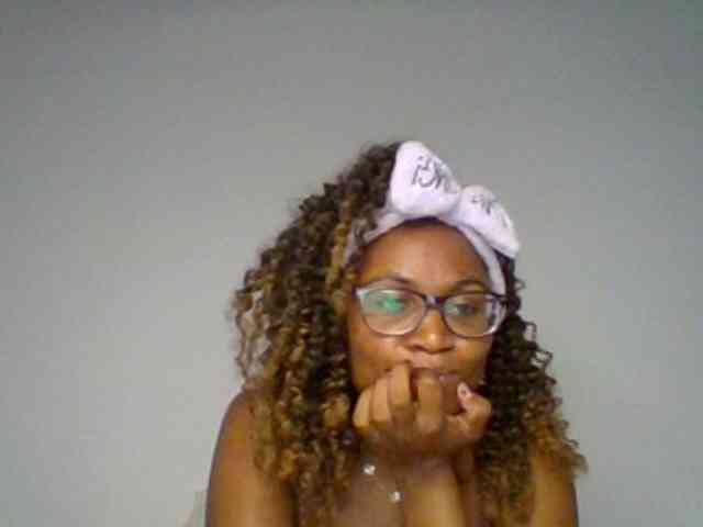SassyAngels webcam