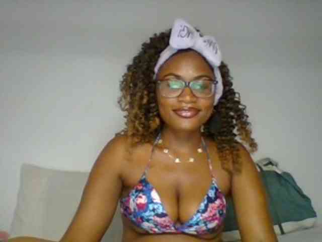 SassyAngels webcam