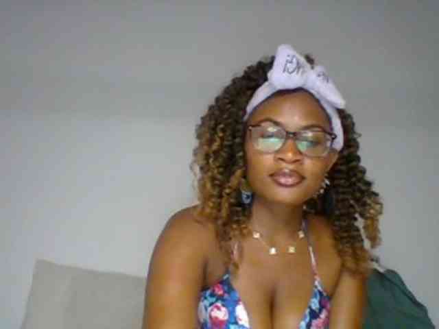 SassyAngels webcam