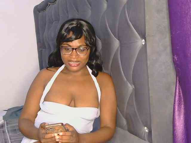 SassyAngels webcam