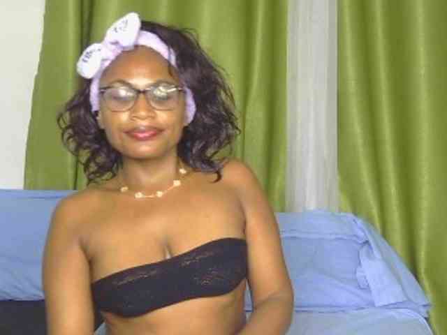 SassyAngels webcam