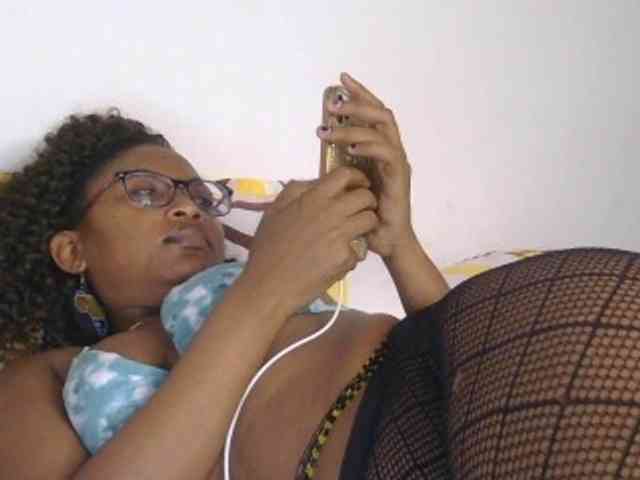 SassyAngels webcam
