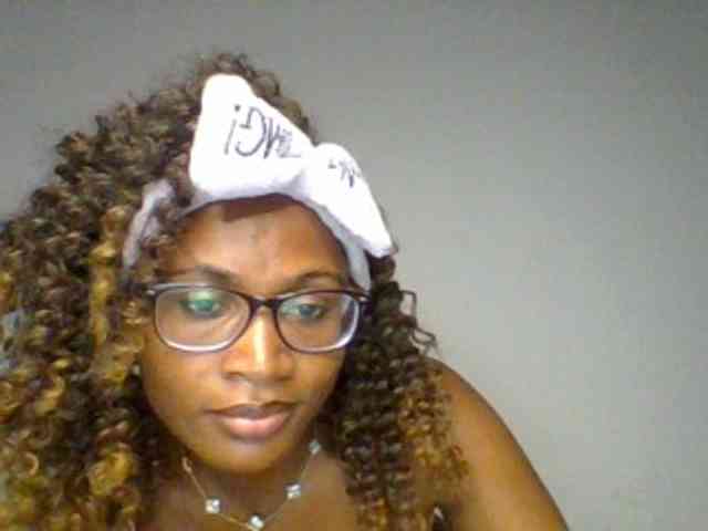 SassyAngels webcam