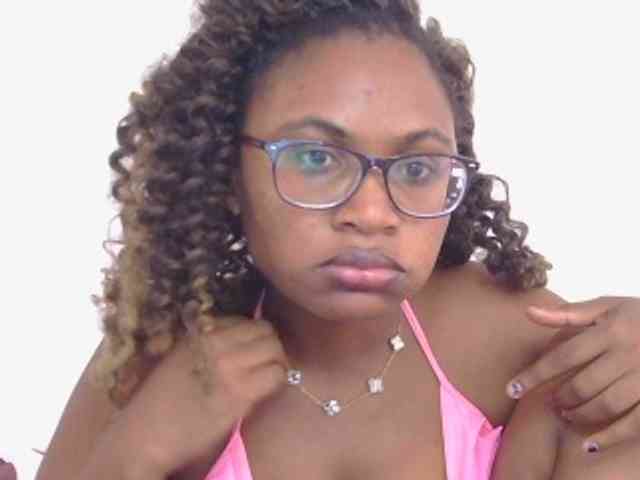SassyAngels webcam