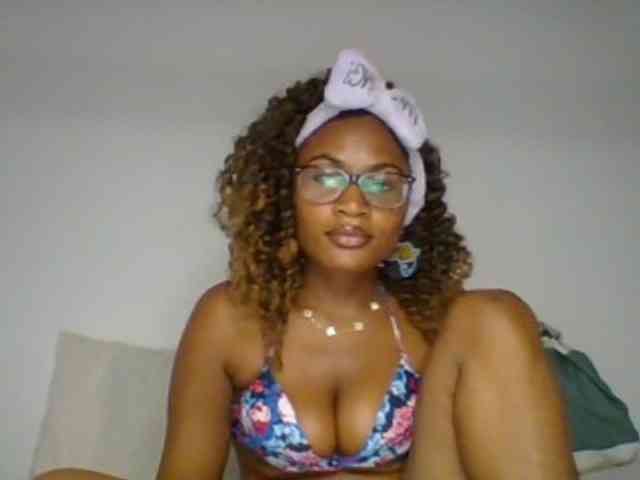 SassyAngels webcam
