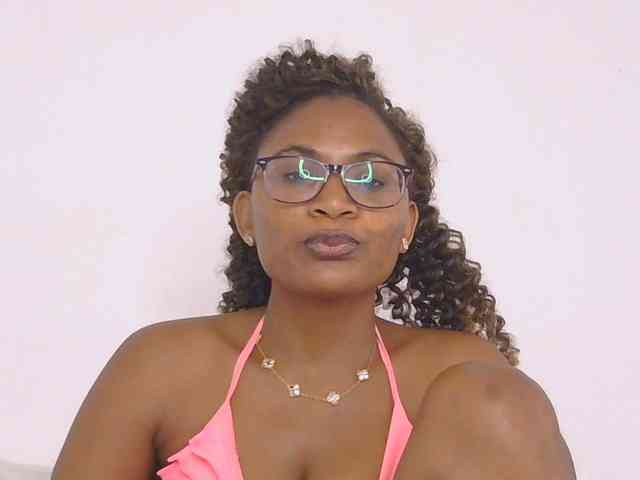 SassyAngels webcam