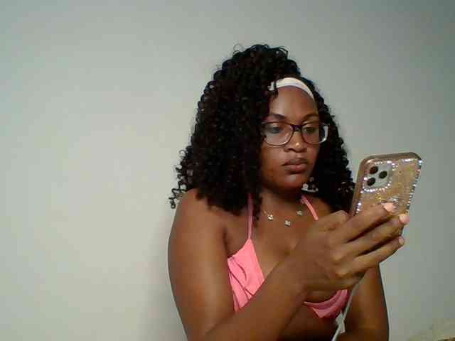SassyAngels webcam