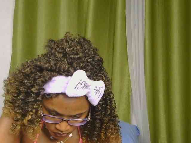SassyAngels webcam