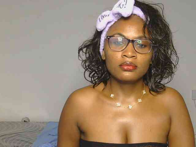 SassyAngels webcam