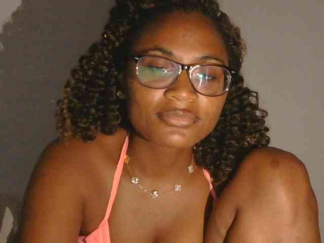 SassyAngels webcam