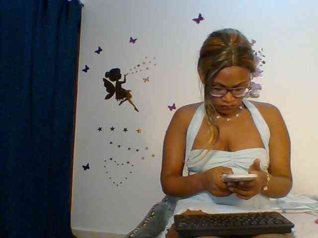 SassyAngels webcam