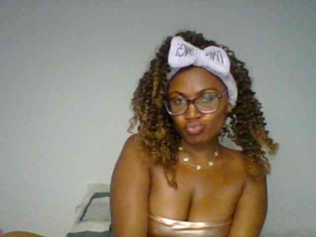 SassyAngels webcam