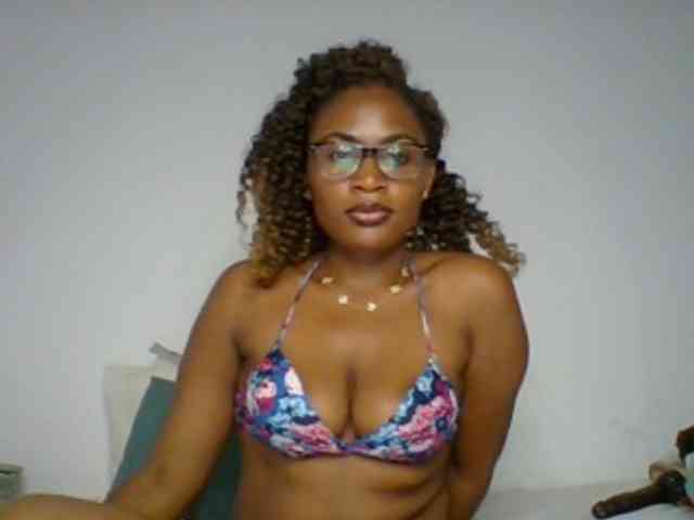 SassyAngels webcam